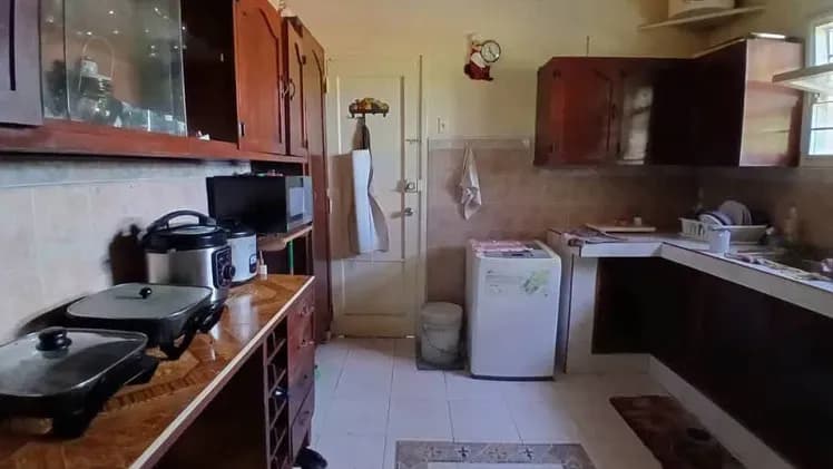 Vivienda de 5 habitaciones en Casino Deportivo, Cerro — foto 4 de 10