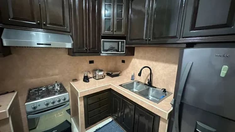 Vivienda de 2 habitaciones en Vedado, Plaza de la Revolución — foto 9 de 10