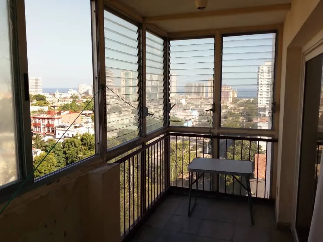 Vivienda de 4 habitaciones en Vedado, Plaza de la Revolución — foto 11 de 12