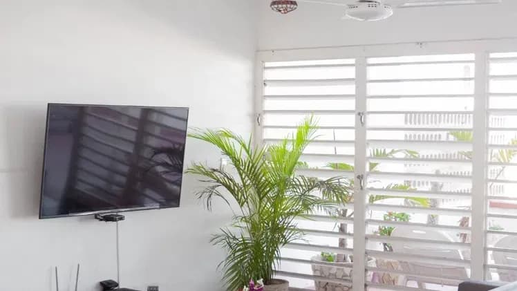 Vivienda de 2 habitaciones en Vedado, Plaza de la Revolución — foto 7 de 8