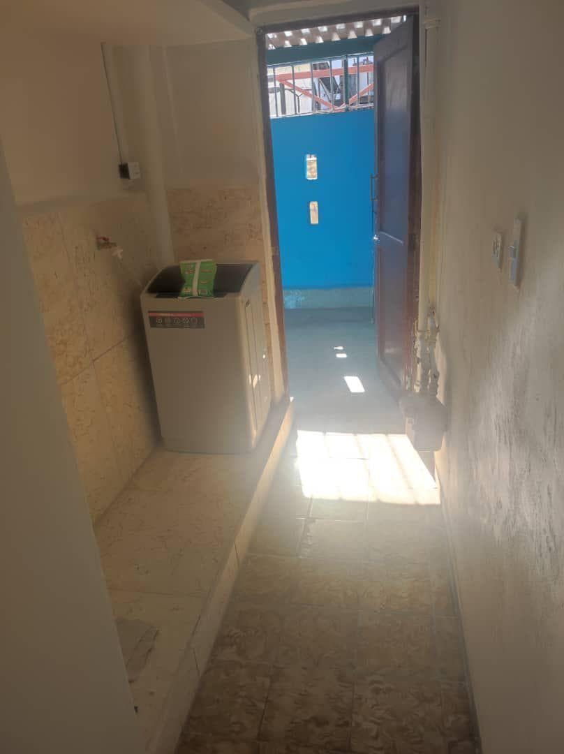 Apartamento de 3 habitaciones en Vedado, Plaza de la Revolución — foto 13 de 14