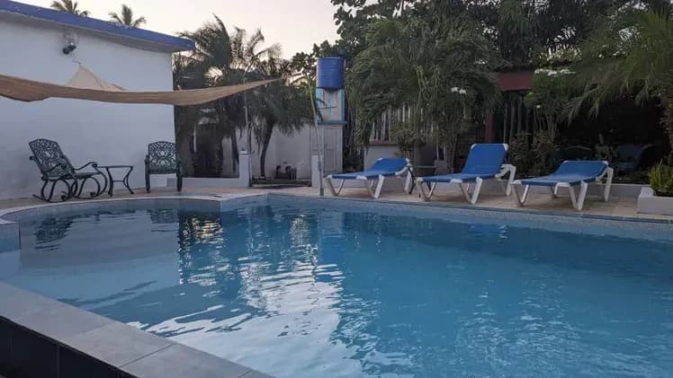 Vivienda de 4 habitaciones en Guanabo, La Habana del Este — foto 1 de 8