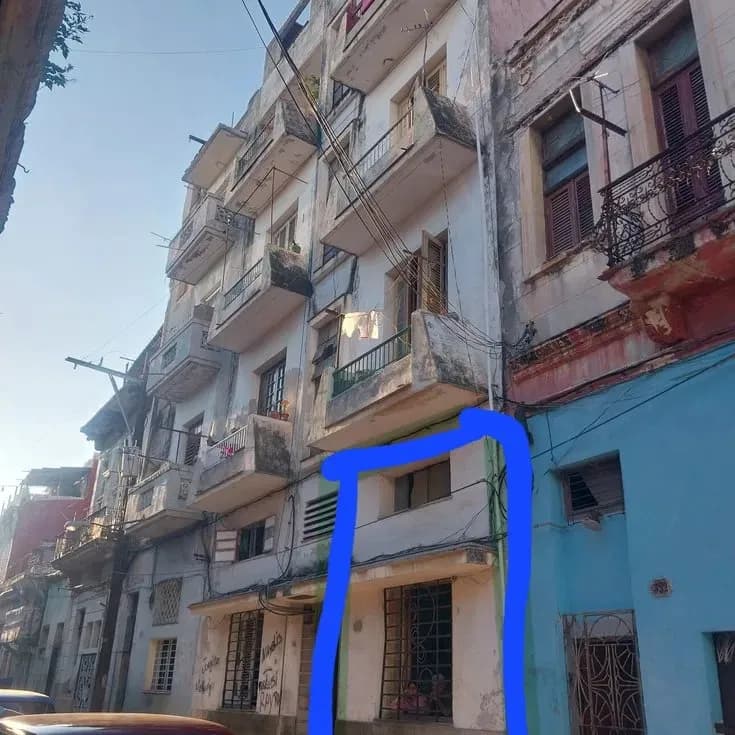 Vivienda de 3 habitaciones en Jesús María, La Habana Vieja — foto 1 de 5