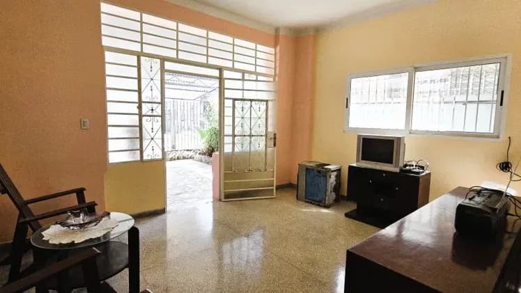 Vivienda de 2 habitaciones en Vedado, Plaza de la Revolución — foto 1 de 8