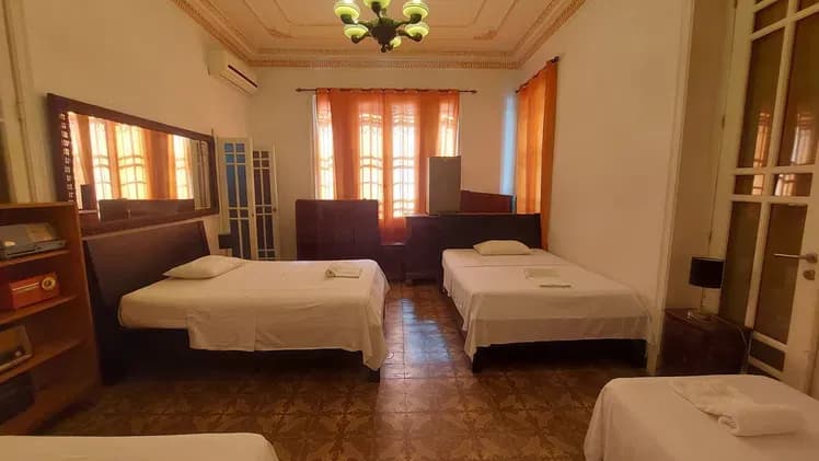Vivienda de 6 habitaciones en Vedado, Plaza de la Revolución — foto 6 de 10