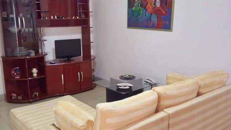 Vivienda de 2 habitaciones en Vedado, Plaza de la Revolución — foto 9 de 10