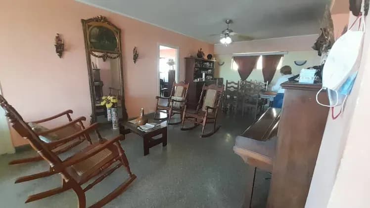 Vivienda de 3 habitaciones en Vedado, Plaza de la Revolución — foto 7 de 10