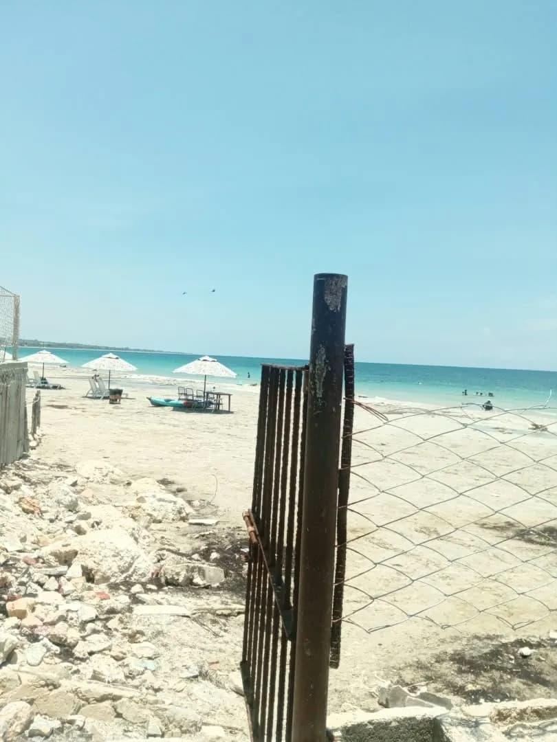 Vivienda de 7 habitaciones en Guanabo, La Habana del Este — foto 3 de 11