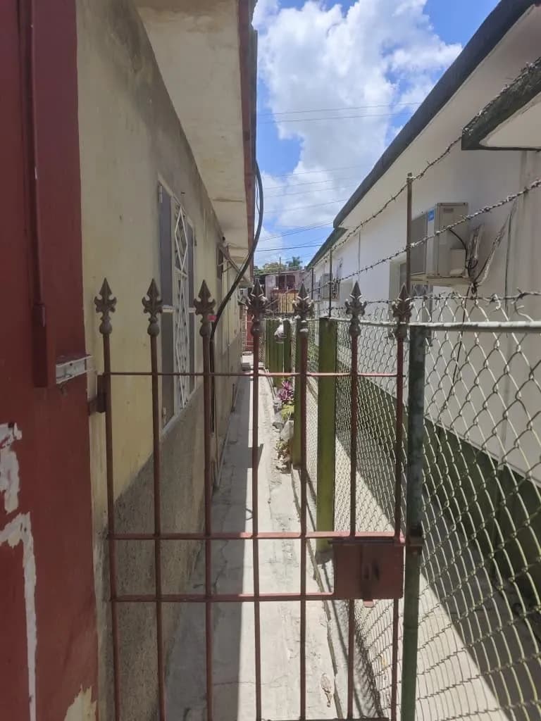 Vivienda de 2 habitaciones en Santiago de las Vegas, Boyeros — foto 3 de 12