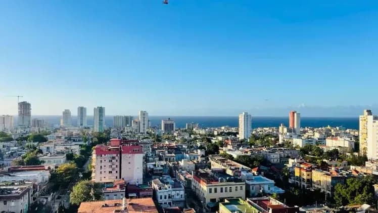 Vivienda de 3 habitaciones en Vedado, Plaza de la Revolución — foto 5 de 10