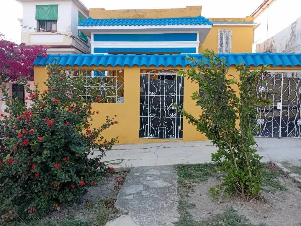 Vivienda de 4 habitaciones en Santos Suárez, Diez de Octubre