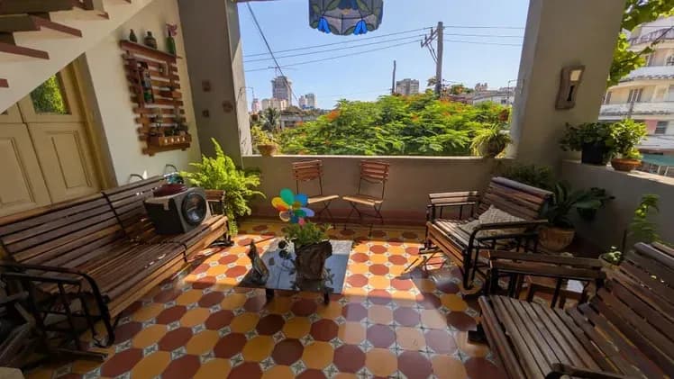 Vivienda de 5 habitaciones en Vedado, Plaza de la Revolución