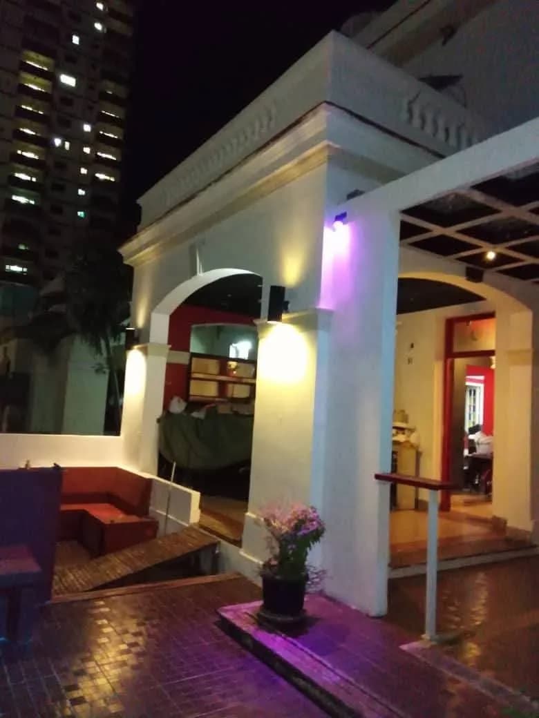 Vivienda de 4 habitaciones en Vedado, Plaza de la Revolución — foto 8 de 12