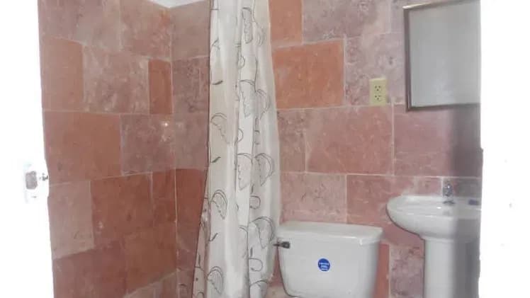 Vivienda de 2 habitaciones en Vedado, Plaza de la Revolución — foto 8 de 10