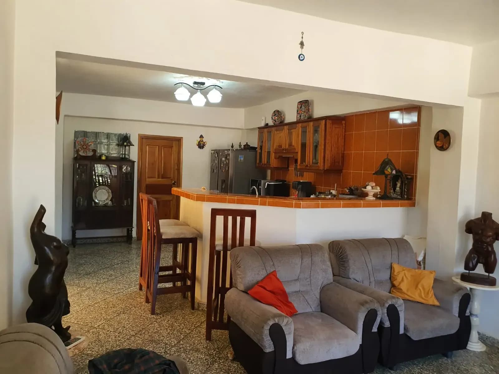 Casa de 4 habitaciones en Cienfuegos, Cienfuegos — foto 3 de 30