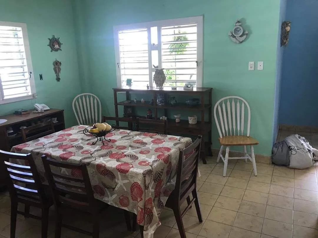 Vivienda de 4 habitaciones en Guanabo, La Habana del Este — foto 2 de 12