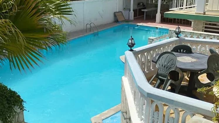 Vivienda de 10 habitaciones en Boca Ciega, La Habana del Este — foto 1 de 10