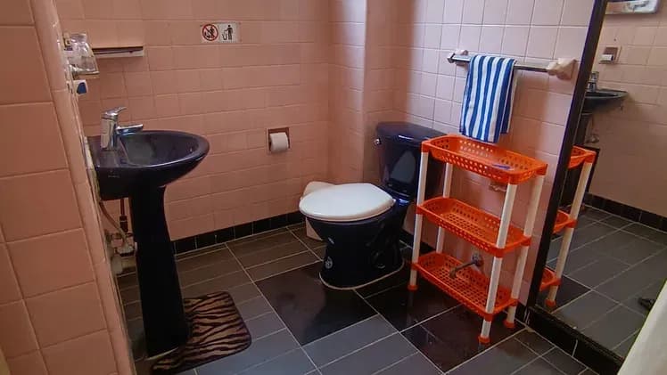 Vivienda de 3 habitaciones en Vedado, Plaza de la Revolución — foto 6 de 9