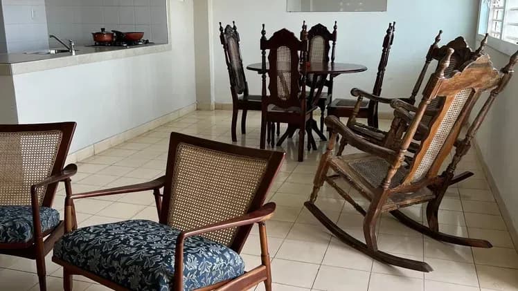 Vivienda de 2 habitaciones en Vedado, Plaza de la Revolución — foto 8 de 10