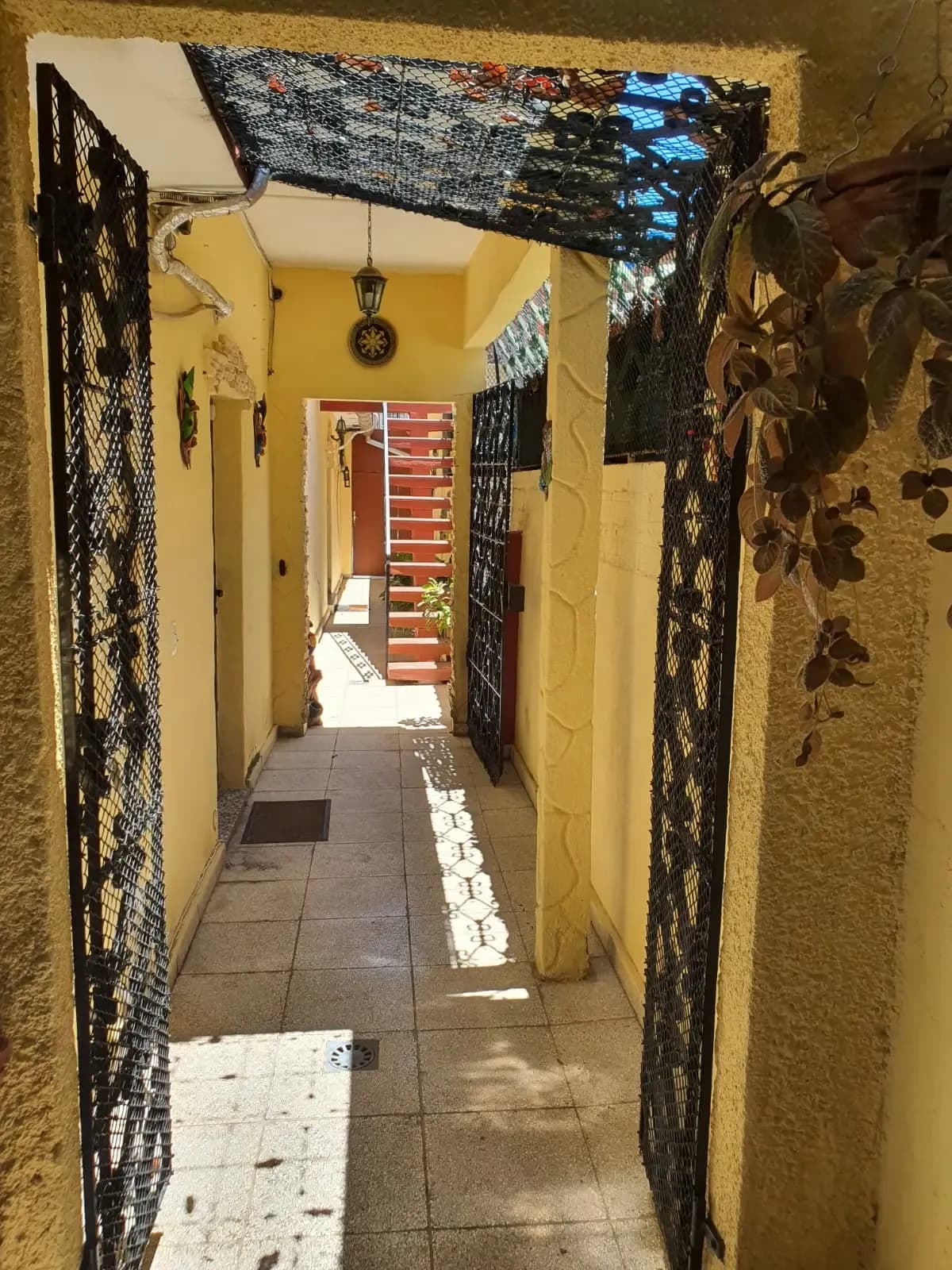 Casa de 4 habitaciones en Cienfuegos, Cienfuegos — foto 8 de 30