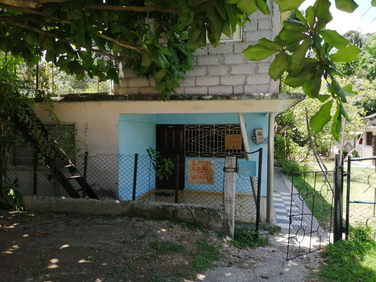 Casa de 7 habitaciones en Manzanillo, Granma — foto 2 de 4