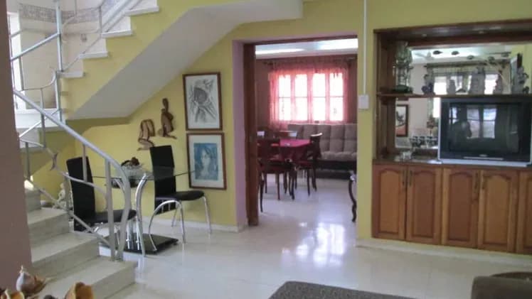 Vivienda de 4 habitaciones en Nuevo Vedado, Plaza de la Revolución — foto 1 de 10
