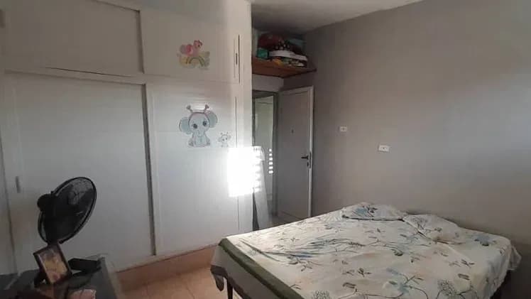 Vivienda de 3 habitaciones en Camilo Cienfuegos, La Habana del Este — foto 2 de 10