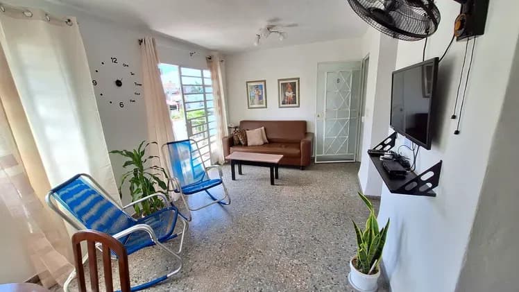 Vivienda de 2 habitaciones en Vedado, Plaza de la Revolución — foto 6 de 10