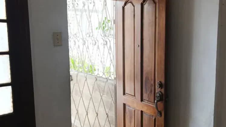 Vivienda de 2 habitaciones en Vedado, Plaza de la Revolución — foto 6 de 10