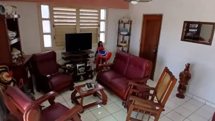 Vivienda de 2 habitaciones en Vedado, Plaza de la Revolución — foto 1 de 10