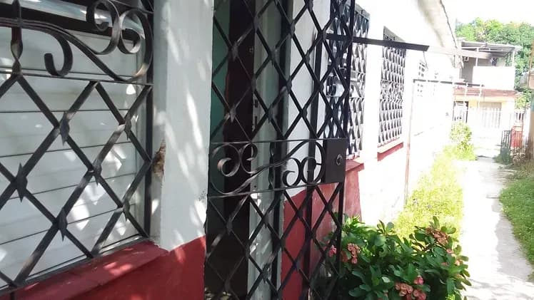 Vivienda de 2 habitaciones en Las Brisas, Cotorro