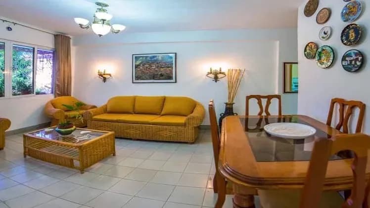 Vivienda de 2 habitaciones en Vedado, Plaza de la Revolución — foto 4 de 5