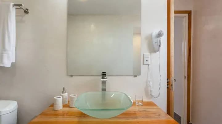 Vivienda de 4 habitaciones en Vedado, Plaza de la Revolución — foto 6 de 10