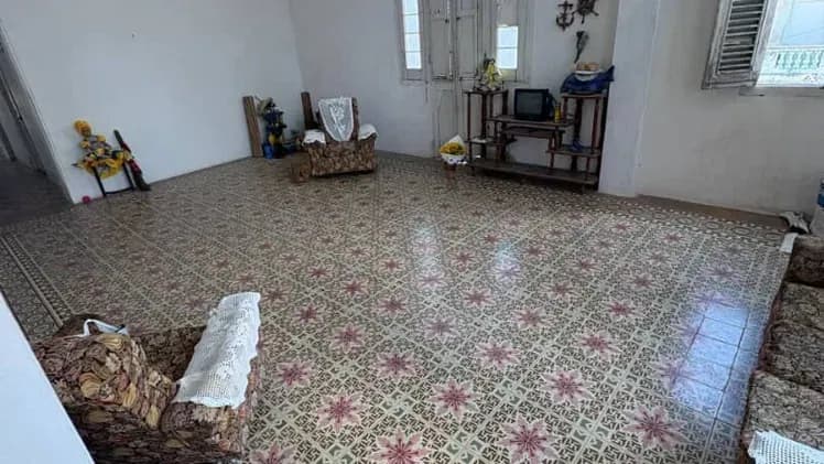 Vivienda de 5 habitaciones en Lawton, Diez de Octubre — foto 1 de 10