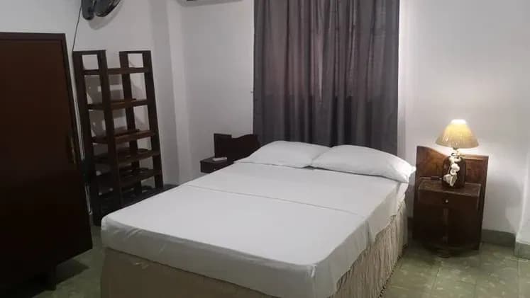 Vivienda de 2 habitaciones en Vedado, Plaza de la Revolución — foto 7 de 10