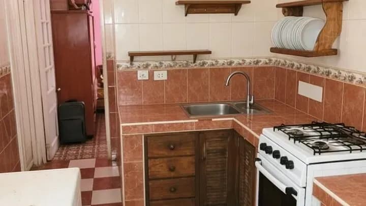 Vivienda de 2 habitaciones en Vedado, Plaza de la Revolución — foto 7 de 8