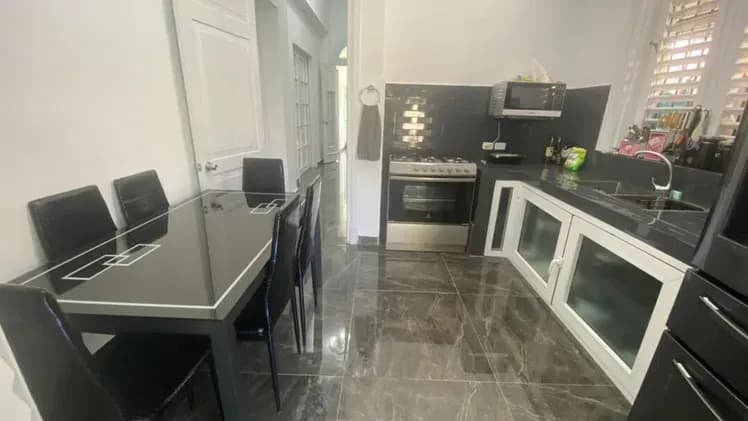 Vivienda de 3 habitaciones en Vedado, Plaza de la Revolución — foto 6 de 10