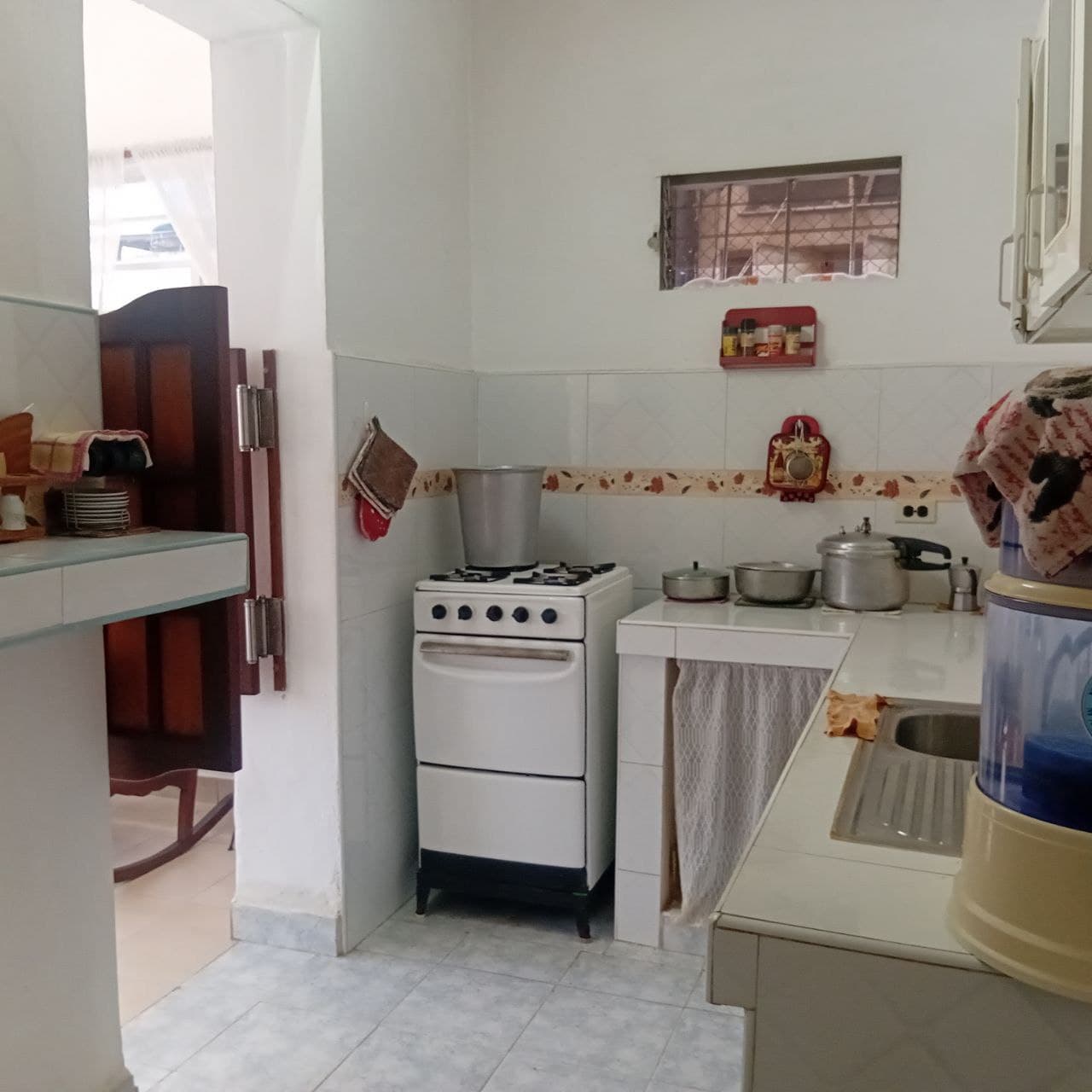 Casa de 3 habitaciones en Vedado, Plaza de la Revolución — foto 4 de 9