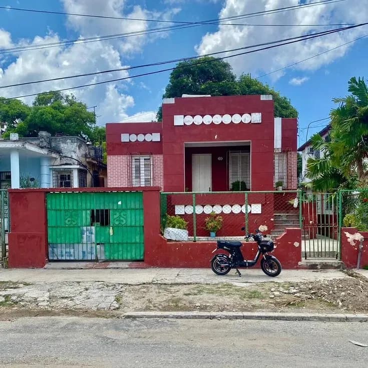 Vivienda de 5 habitaciones en Santos Suárez, Diez de Octubre