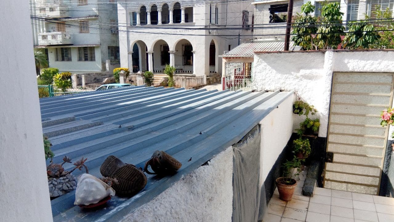 Casa de 3 habitaciones en Vedado, Plaza de la Revolución — foto 2 de 9