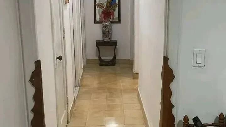 Vivienda de 4 habitaciones en Vedado, Plaza de la Revolución — foto 4 de 10
