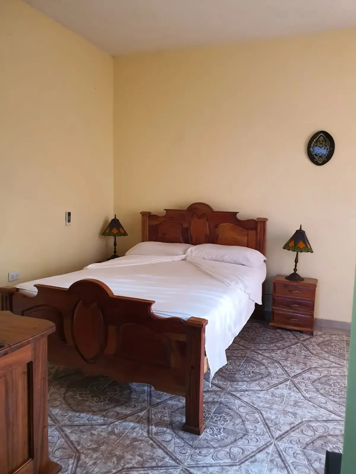 Casa de 4 habitaciones en Cienfuegos, Cienfuegos — foto 23 de 30