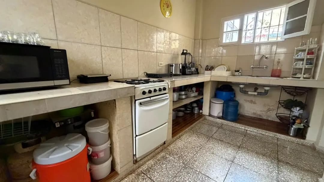 Vivienda de 4 habitaciones en Reparto Náutico, Playa