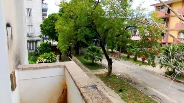 Vivienda de 3 habitaciones en Vedado, Plaza de la Revolución — foto 1 de 10