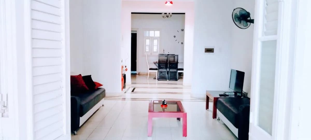 Vivienda de 4 habitaciones en Vedado, Plaza de la Revolución — foto 1 de 6