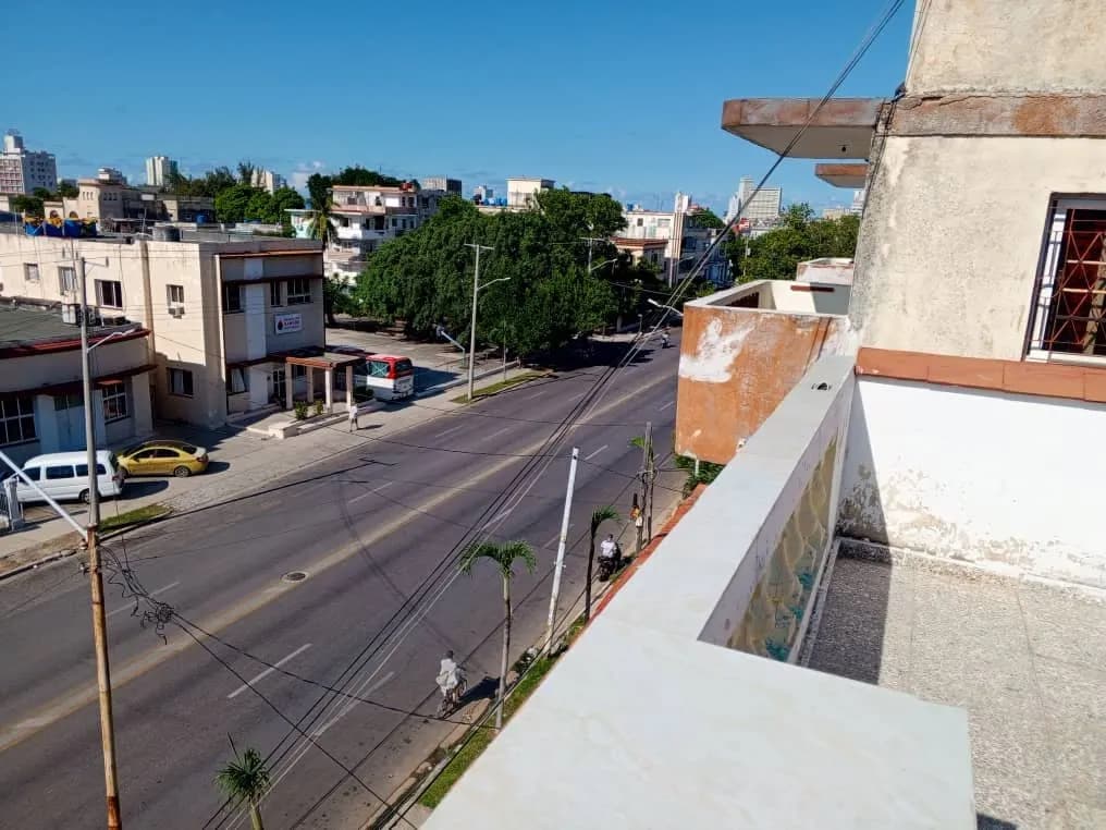 Vivienda de 5 habitaciones en El Vedado, Plaza de la Revolución — foto 6 de 12