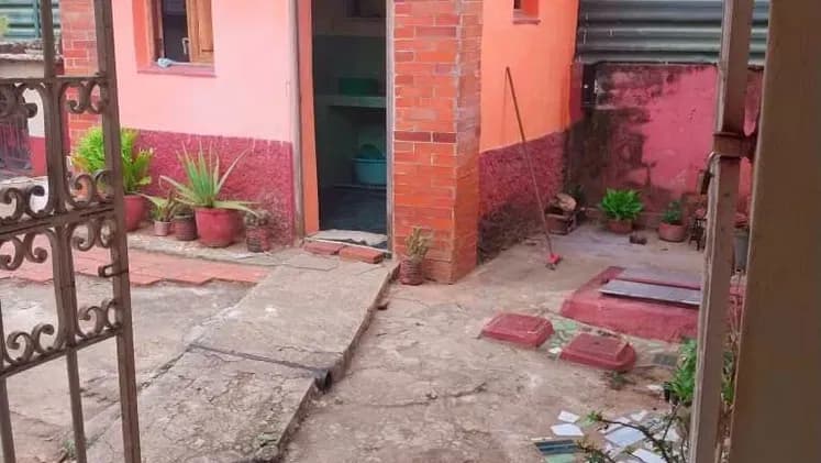 Vivienda de 4 habitaciones en Versalles, La Lisa — foto 3 de 7