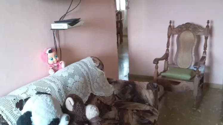 Vivienda de 2 habitaciones en Ciruela, Regla — foto 1 de 10