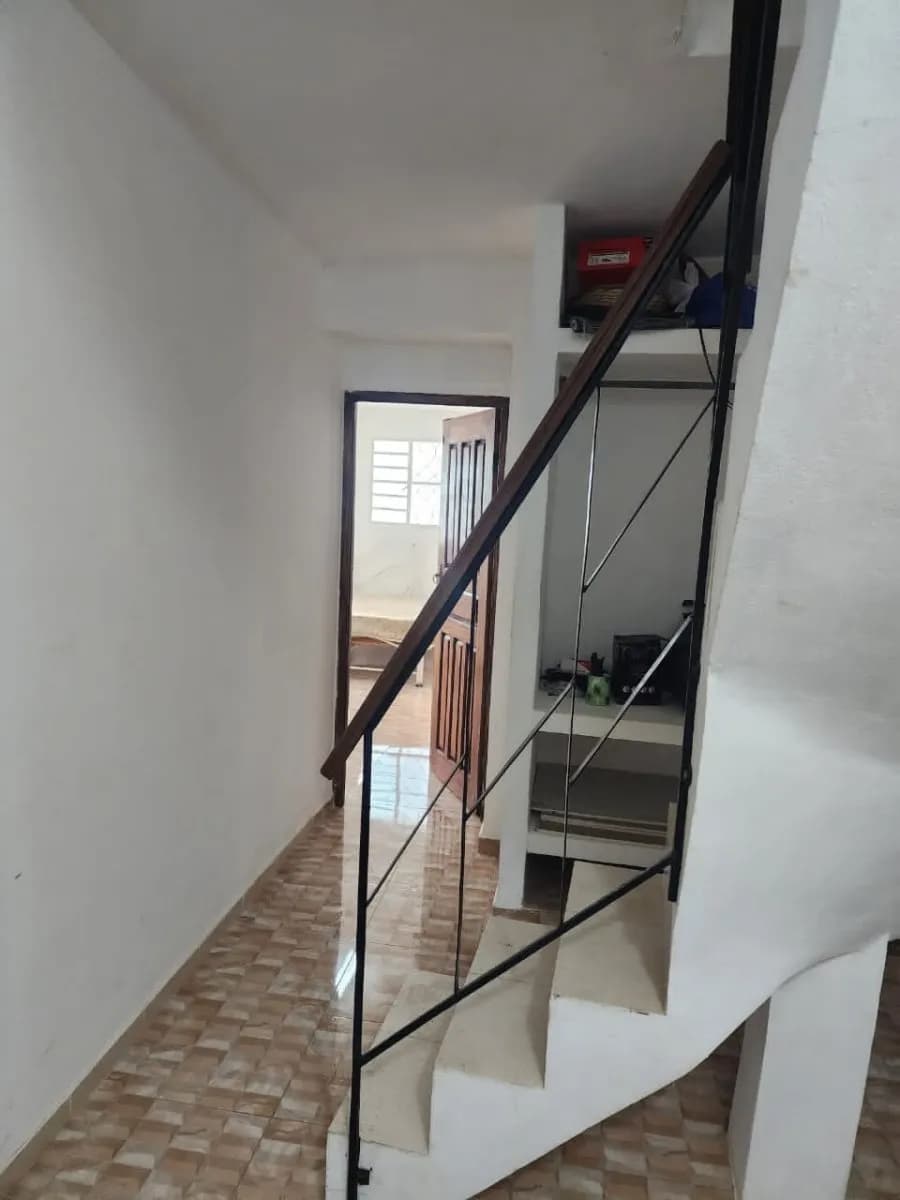 Vivienda de 2 habitaciones en Los Sitios, Centro Habana — foto 1 de 12