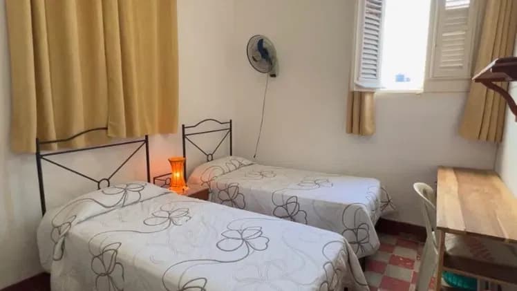 Vivienda de 2 habitaciones en Vedado, Plaza de la Revolución — foto 3 de 9